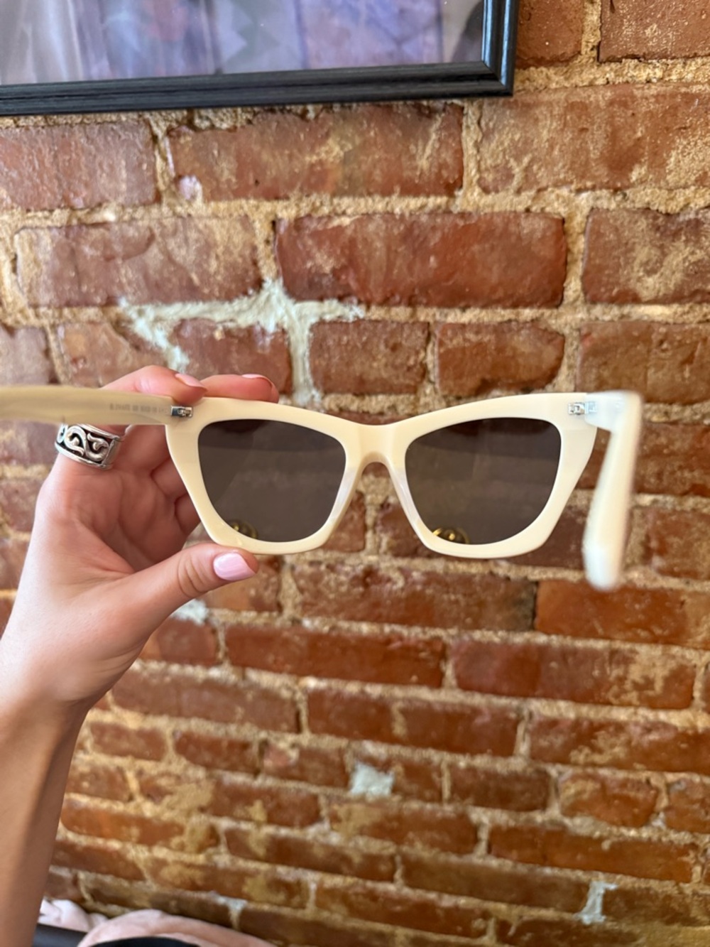 Classic Women's Cat-Eye Sunglasses in Cream - Picture 3 of 4